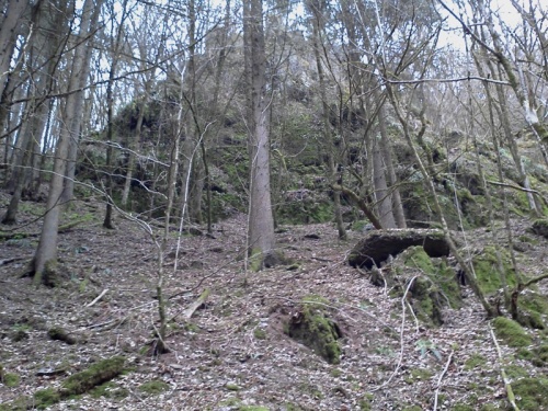 Schanzley mit Höhle